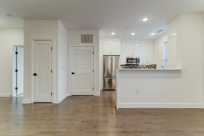 Foto del edificio - 974 Summit Ave