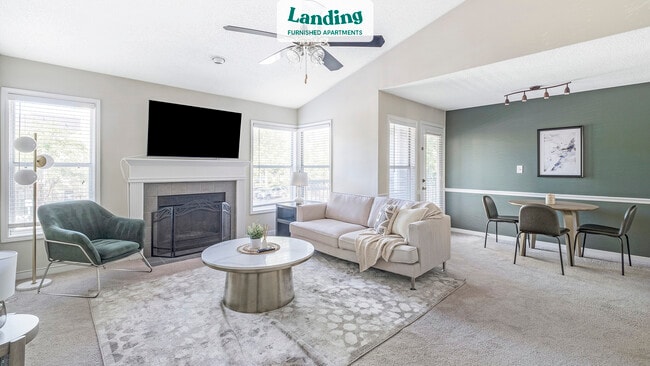 Building Photo - 2901 Crowne Ridge Dr