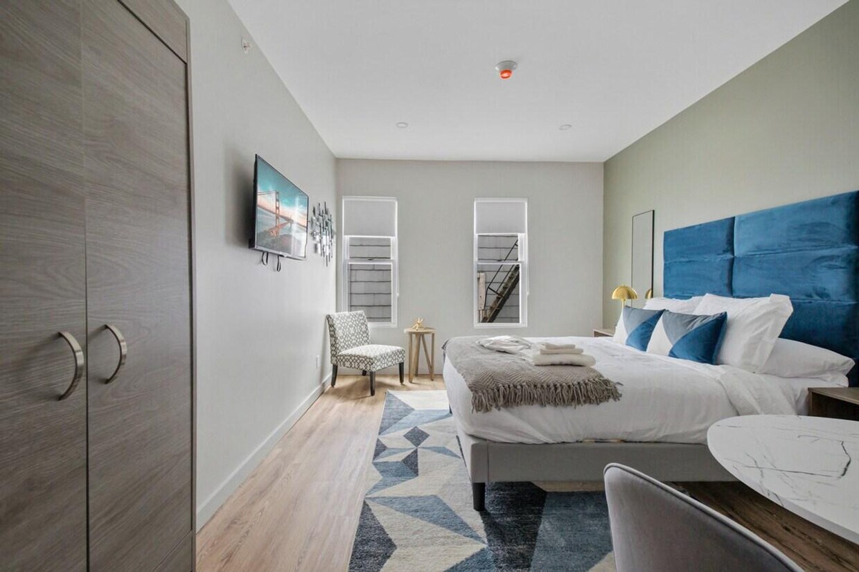 Foto principal - 149 Wickham Ave