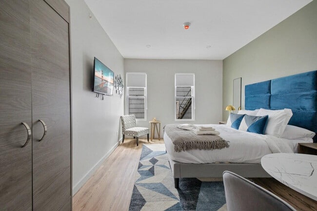 Building Photo - 149 Wickham Ave