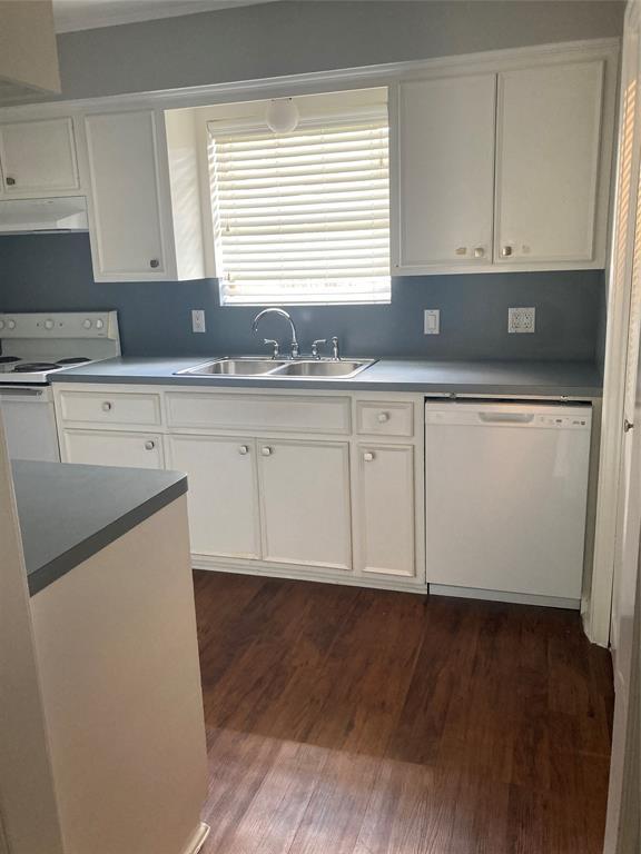 1203 Bayou Dr, Alvin, TX 77511 House for Rent in Alvin, TX