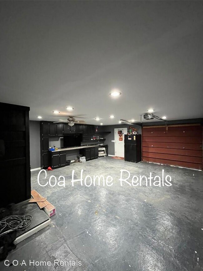 Foto del edificio - 3 br, 1 bath House - 910 N. Derby Ave
