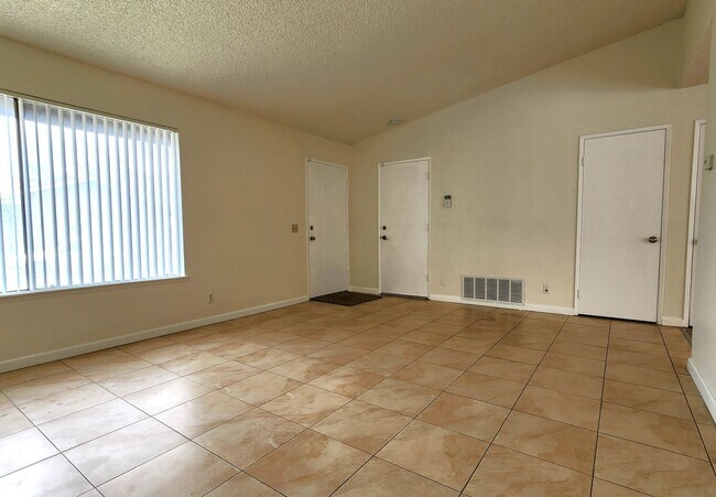Foto del edificio - Newly Upgraded 3Bd,2Ba Home in Jurupa Valley