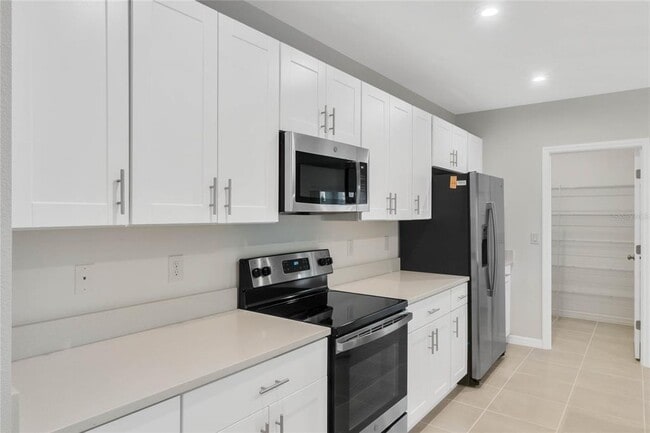 Building Photo - 5399 Tuscany Ln