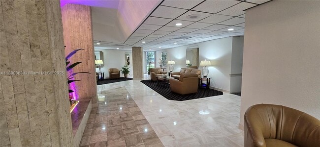 Foto del edificio - 10777 W Sample Rd