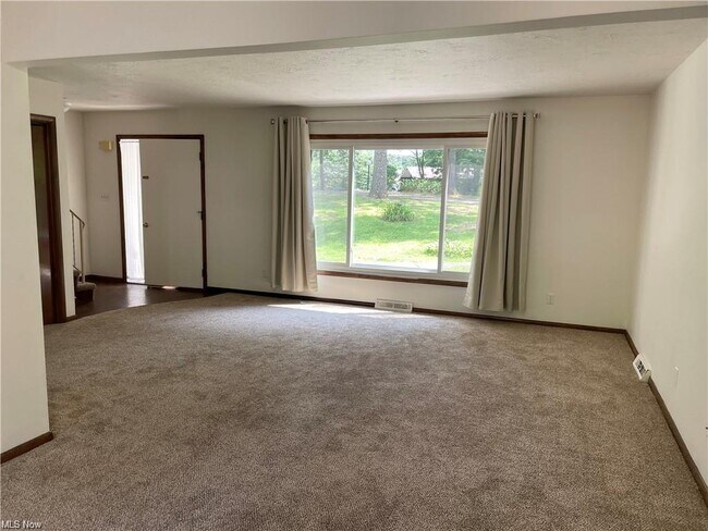 Foto del edificio - 4435 Ridgedale Dr