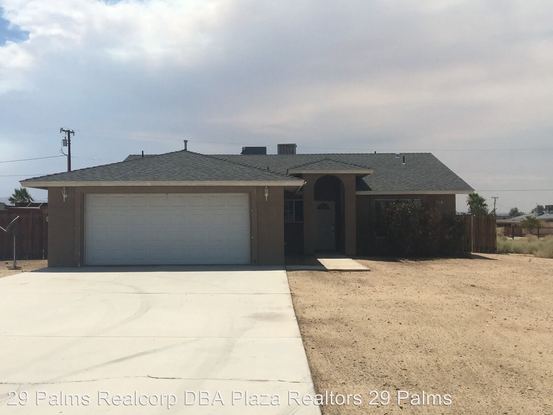 Primary Photo - 4 br, 2 bath House - 4850 Round Up