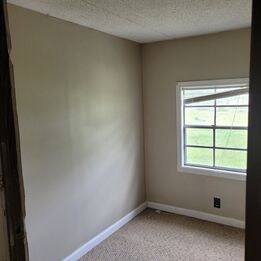 Foto del edificio - 1025 David Austin Rd