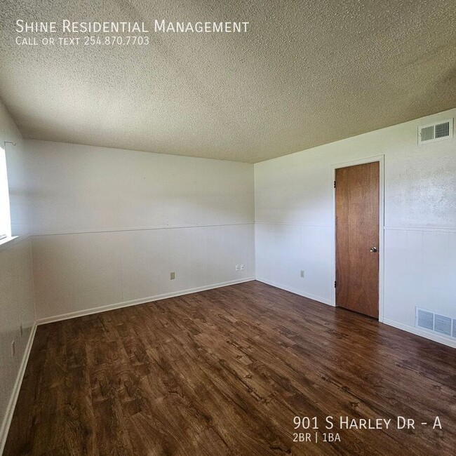 Building Photo - 901 Harley Dr
