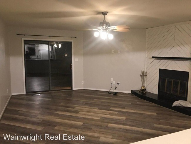 Building Photo - 2 br, 2.5 bath House - 1018 Norfolk Avenue