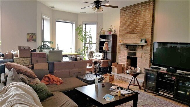 Foto del edificio - 2617 W Haddon Ave