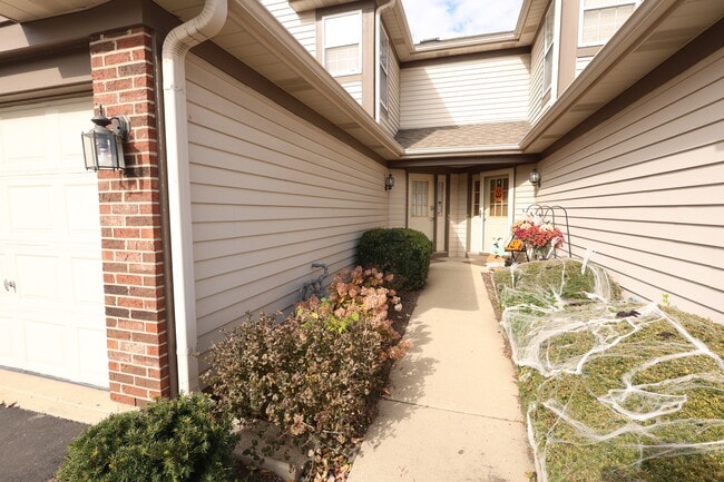 Foto del edificio - 1840 Grove Ave