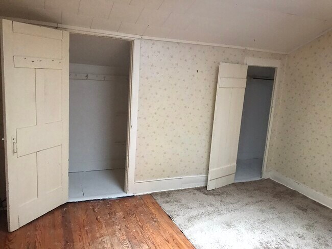 Abundant storage space in second bedroom - 30 Paige St