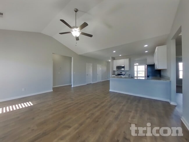 Interior Photo - Tricon Spring Hill