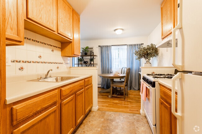 Cocina - Jasontown II Apartments