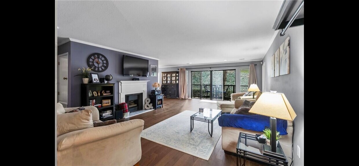 Primary Photo - 2104 Pine Heights Dr NE