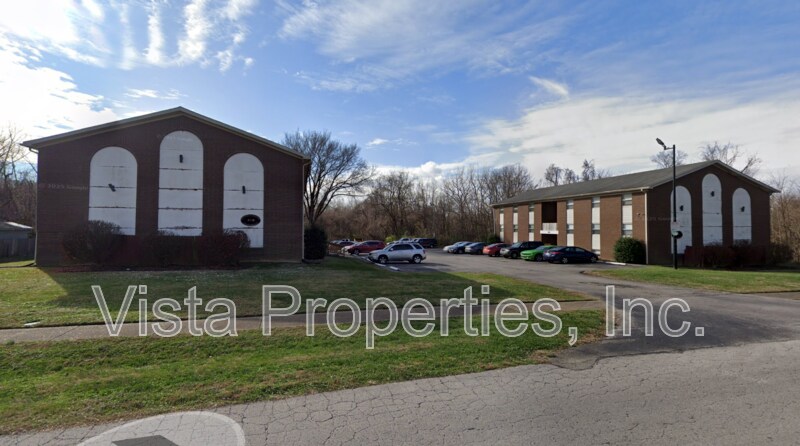 Foto principal - 4115 Glen Hill Manor Dr