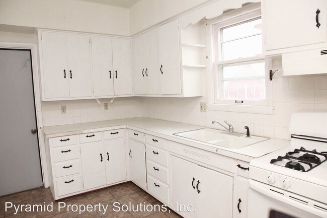 Building Photo - 3 br, 1 bath House - 1222 N President Ave
