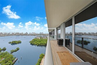 Building Photo - 16385 Biscayne Blvd