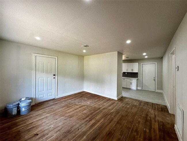 Building Photo - 8131 Herschelwood St