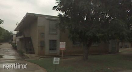 Building Photo - 932 Hilltop Dr