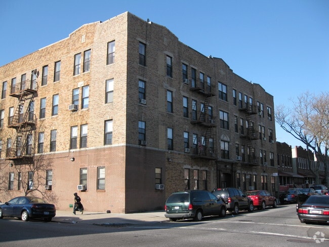 Building Photo - 180 E 93rd St