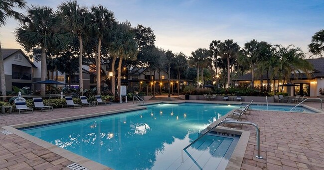 Foto del edificio - Sabal Palm at Lake Buena Vista Apartment H...