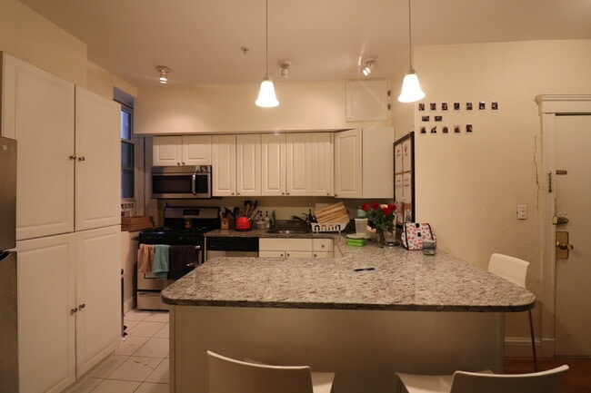 Foto del edificio - 2001 Commonwealth Ave