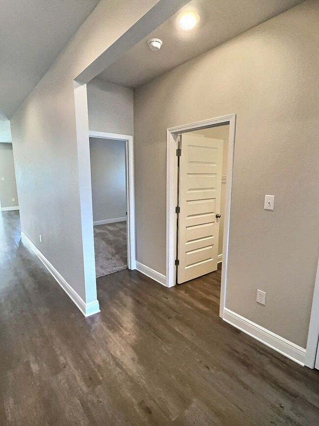 Building Photo - Cute 3 bedroom home in Ocean Springs