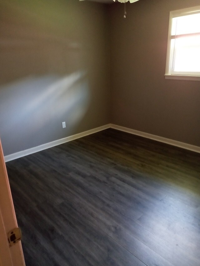 Building Photo - 106 Pattock Ct