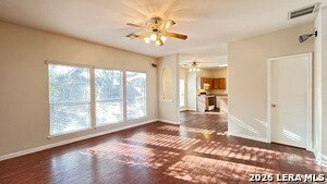 Foto del edificio - 69 Lockspring