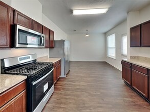 Building Photo - 3903 Hawthorn Glen Ct