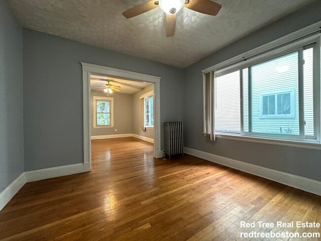 Photo - 42 Day St Apartment