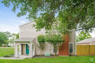 Building Photo - 17263 Saturn Ln