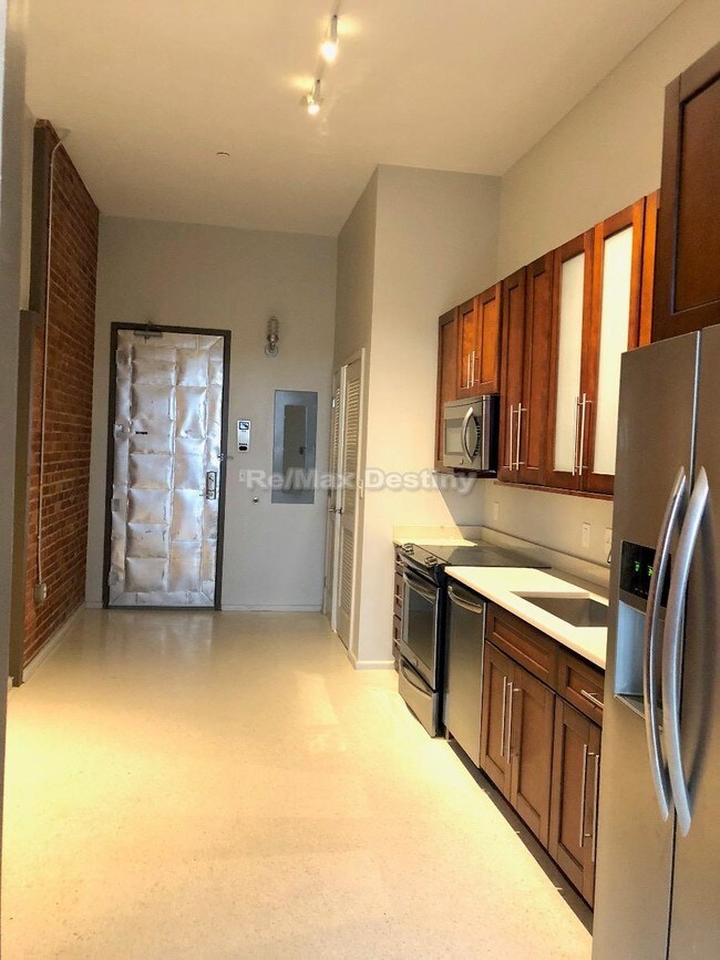 Foto del edificio - 275 Medford St