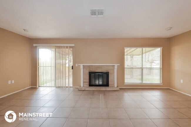 Foto del edificio - 5955 Oak Run St