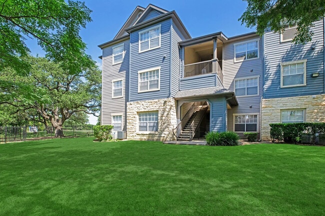 Foto del edificio - Falls Round Rock