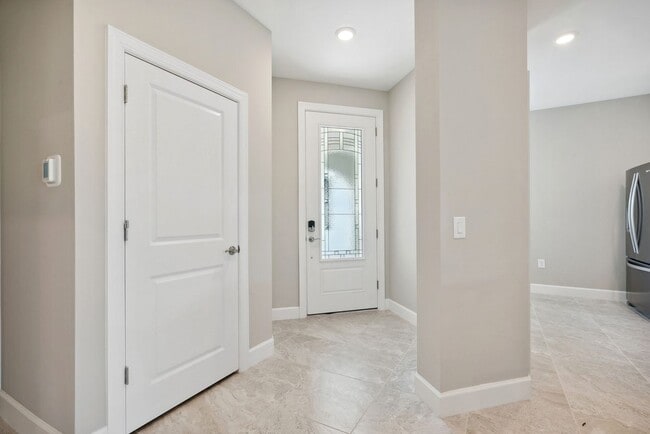 Building Photo - 14401 Eagle Branch Dr
