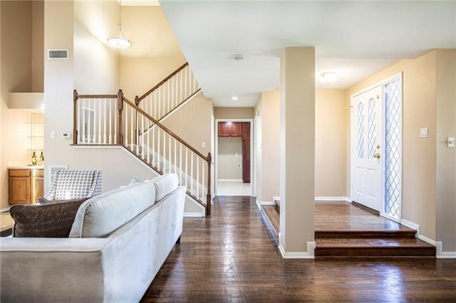 Building Photo - 4428 Emerson Dr