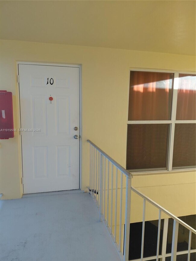 Foto del edificio - 731 Hummingbird Way