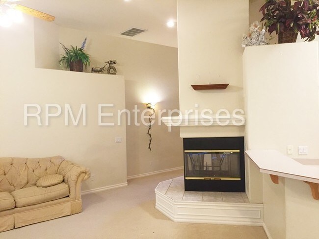 Building Photo - MOVE IN SPECIAL of $300 Off First Months Rent