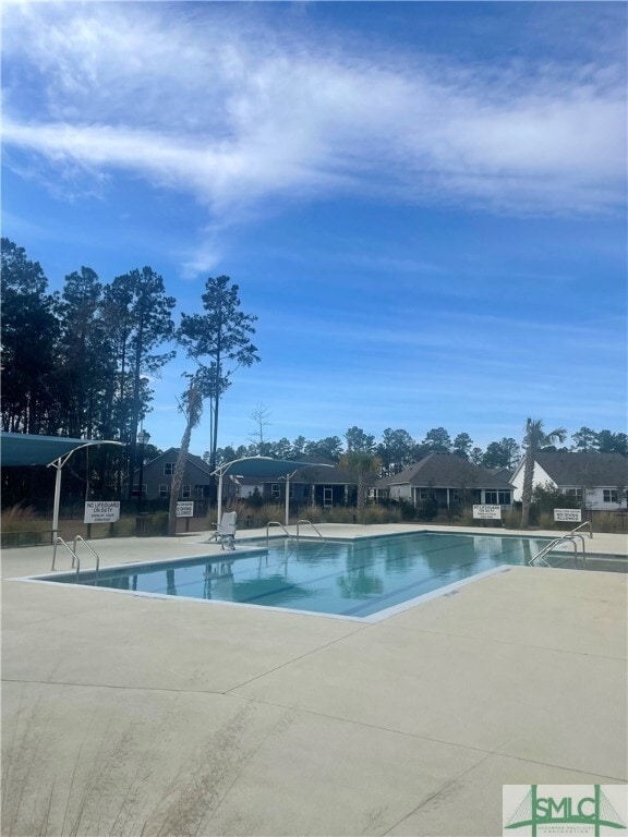 Building Photo - 102 Windrush Pnes
