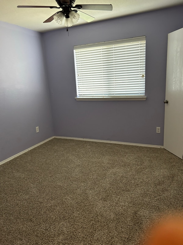 Building Photo - 476 Forest Ln