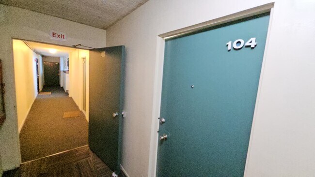 Foto del edificio - 206 N Park View St