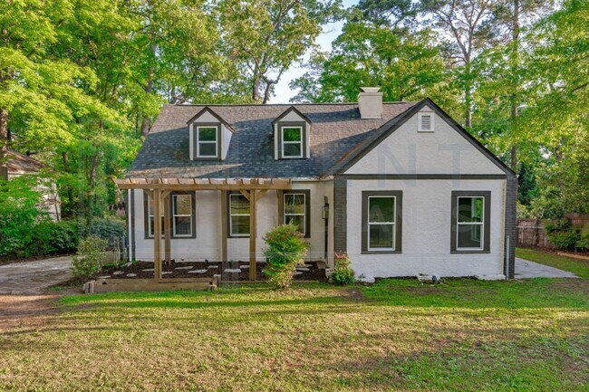 Building Photo - 2903 Trenholm Rd