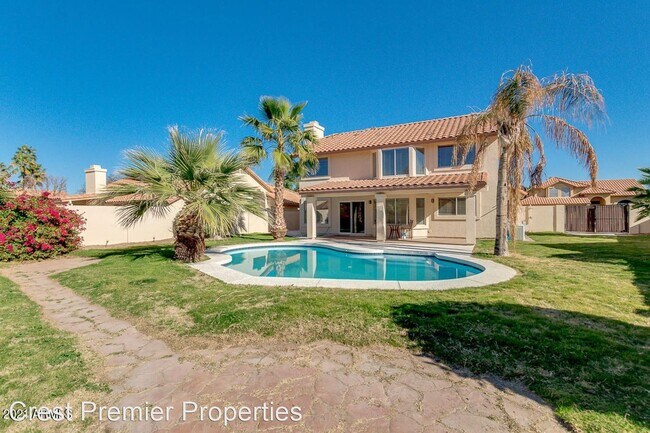 Foto del edificio - 4 br, 2.5 bath House - 3820 S Acacia Ct