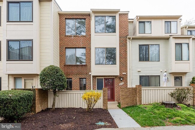 Photo - 18728 Nathans Pl Townhome