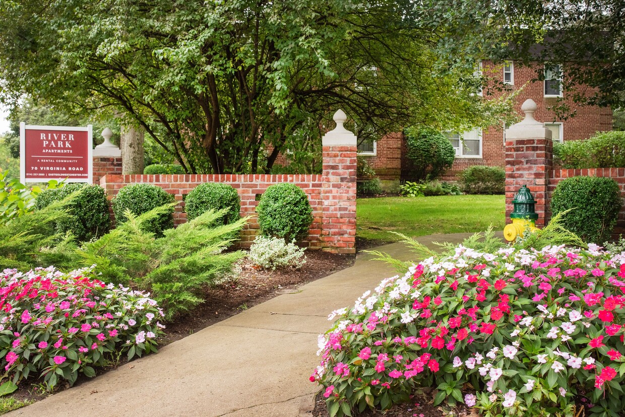 Primary Photo - River Park Apartments