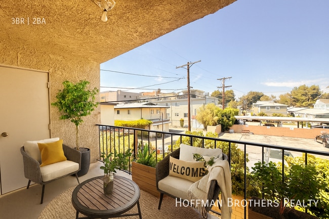 Foto del edificio - 11941 Weddington St