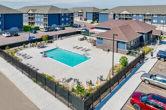 Welcome to Pinnacle Point Apartments - Pinnacle Point Apartments